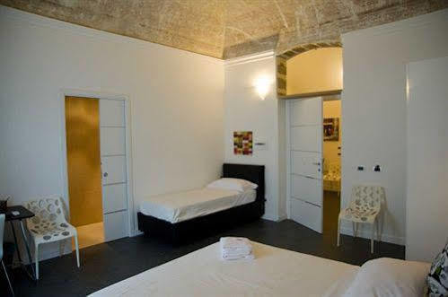 White Bed & Breakfast Palermo Bagian luar foto